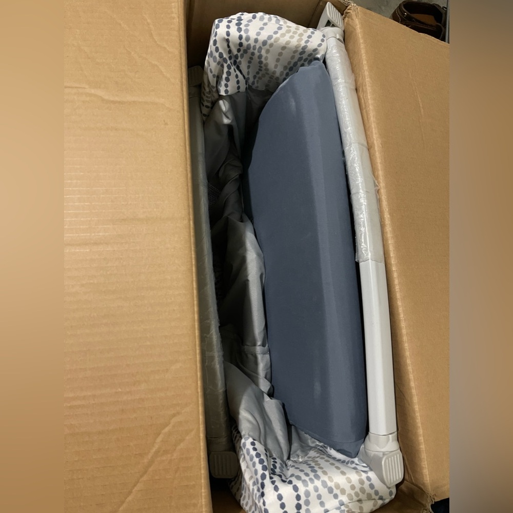 Ingenuity Foldaway Rocking Bassinet - Portable Folding Rocking Bassinet - Picture 13 of 15